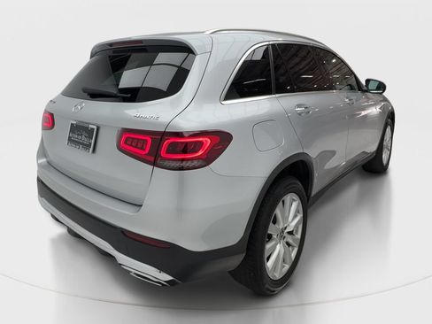 Used 2020 Mercedes-Benz GLC 300 4MATIC image 7