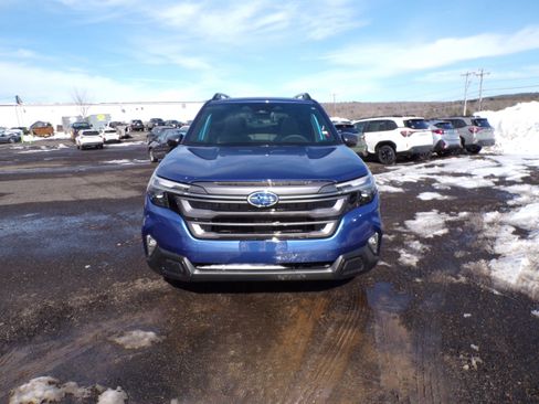 Certified 2026 Subaru Forester Limited image 2