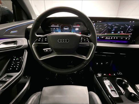 Used 2025 Audi Q6 e-tron Premium Plus w/ Premium Plus image 8