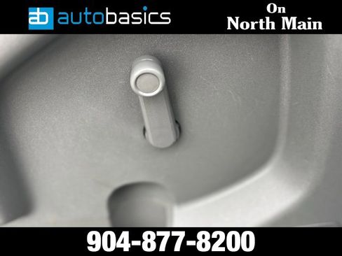 Used 2019 Nissan Frontier S image 19