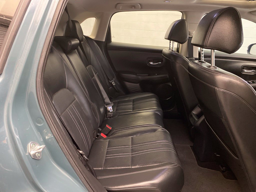 Used 2023 Honda HR-V EX-L image 24