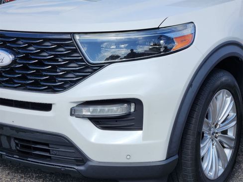 Used 2020 Ford Explorer Limited image 7