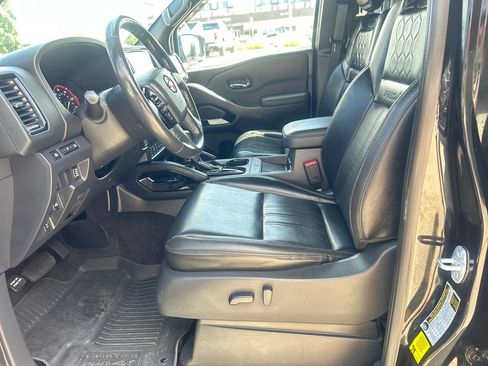 Used 2022 Nissan Frontier PRO-4X w/ Pro-4X Premium Package AWD/4WD image 10