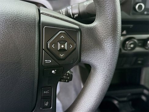 Certified 2020 Toyota Tacoma SR image 21