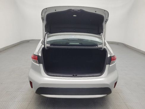 Used 2022 Toyota Corolla LE image 29