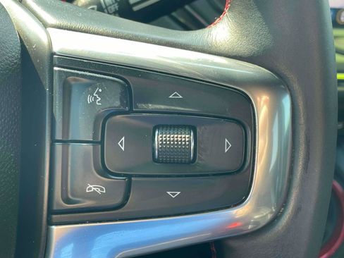 Used 2019 Chevrolet Blazer RS FWD image 19