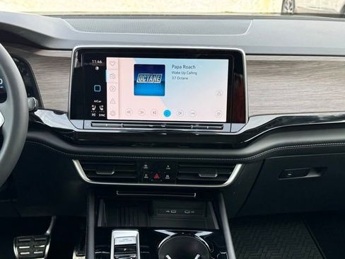 New 2026 Volkswagen Atlas SEL Premium R-Line AWD/4WD image 17