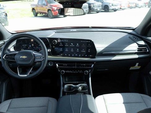 New 2026 Chevrolet Traverse LT image 15