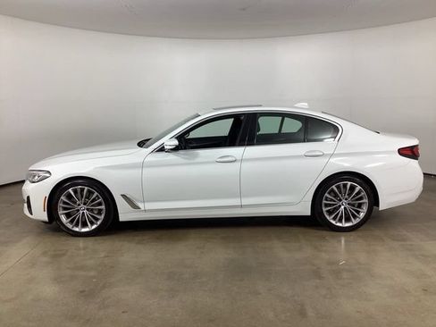 Used 2022 BMW 530i xDrive w/ Convenience Package AWD/4WD image 8
