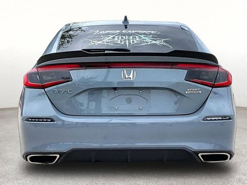 Used 2024 Honda Civic Sport Touring image 4