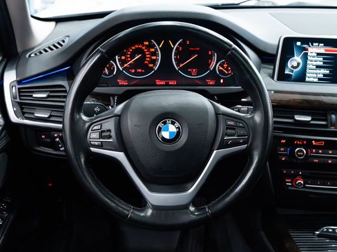 Used 2016 BMW X5 xDrive40e image 12