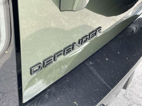 New 2026 Land Rover Defender 110 X-Dynamic SE AWD/4WD image 8