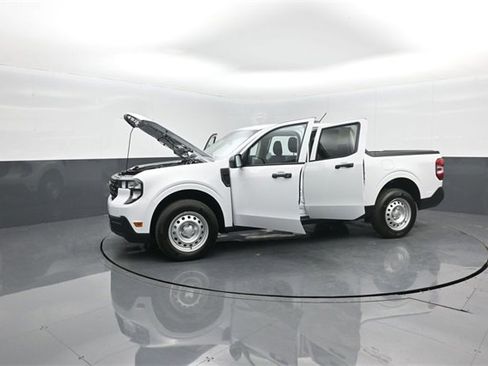 New 2026 Ford Maverick XL image 40