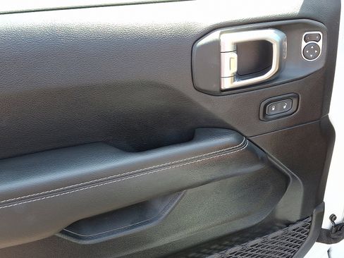 Certified 2023 Jeep Wrangler Sahara w/ Cold Weather Group image 12