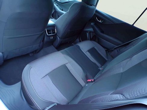 Certified 2025 Subaru Outback Premium image 8