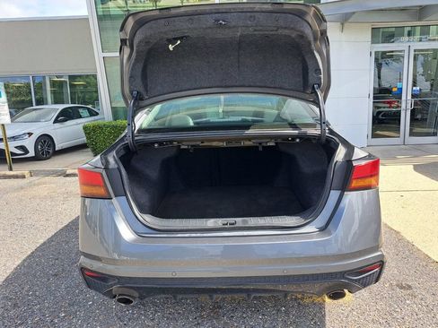 Used 2024 Nissan Altima 2.5 SR FWD image 22