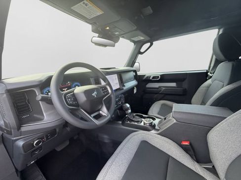 New 2026 Ford Bronco 2-Door AWD/4WD image 25