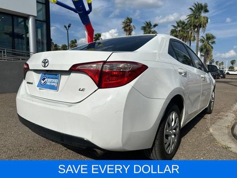 Used 2017 Toyota Corolla LE FWD image 5