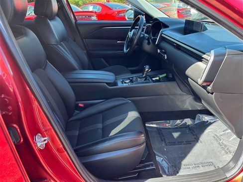 Used 2024 MAZDA CX-50 AWD 2.5 S w/ Premium Package image 16