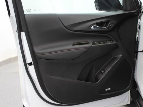 Used 2024 Chevrolet Equinox RS w/ RS Leather Package AWD/4WD image 15