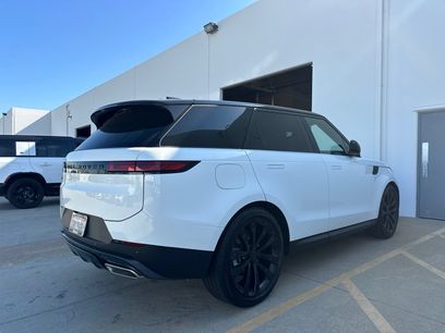 Used 2026 Land Rover Range Rover Sport SE