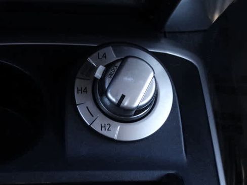 Certified 2021 Toyota 4Runner SR5 Premium image 32