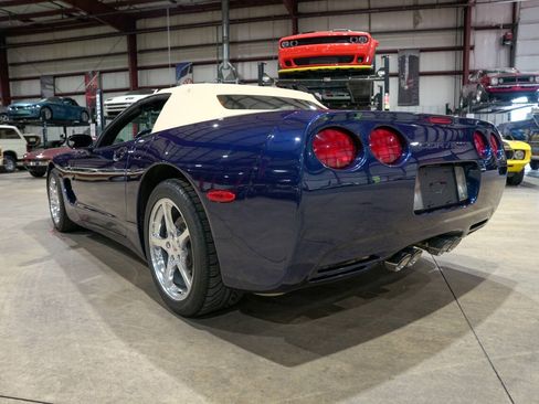 Used 2000 Chevrolet Corvette Convertible w/ Memory Pkg RWD image 22
