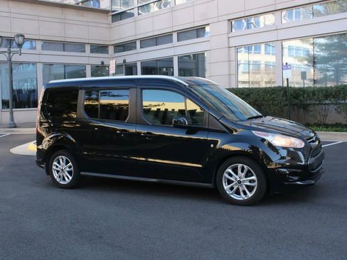 Used 2014 Ford Transit Connect Titanium FWD image 2