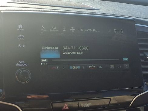 Used 2021 Honda Pilot Touring image 4