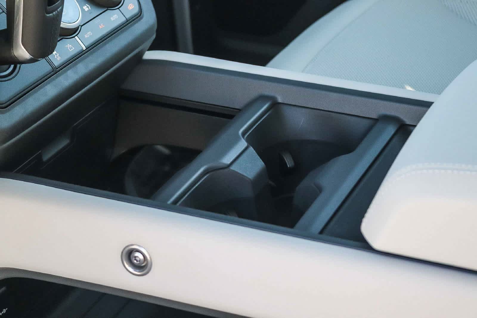New 2026 Land Rover Defender 110 S AWD/4WD image 19