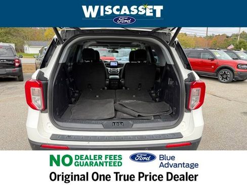 Certified 2022 Ford Explorer XLT w/ Equipment Group 202A image 12