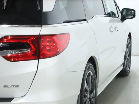 Used 2023 Honda Odyssey Elite image 47