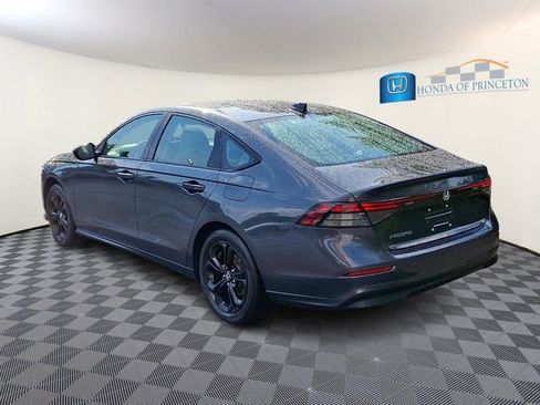 Used 2025 Honda Accord SE image 4
