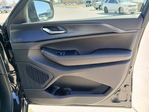 New 2026 Jeep Grand Cherokee Laredo X AWD/4WD image 16