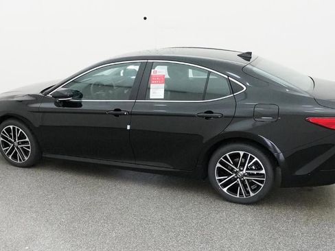 New 2026 Toyota Camry XLE FWD image 4