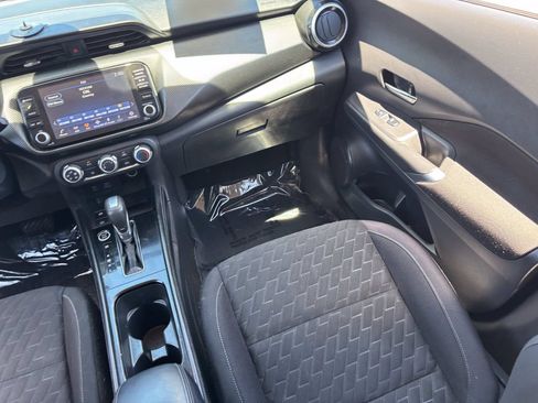 Used 2023 Nissan Kicks SV FWD image 14