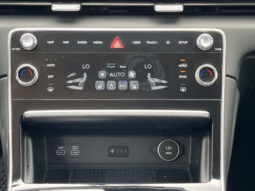 Used 2025 Genesis GV80 2.5T Standard AWD/4WD image 13