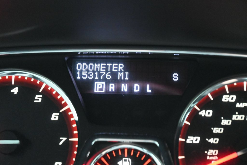 Used 2016 GMC Acadia SLT w/ Sun And Destination Package AWD/4WD image 17