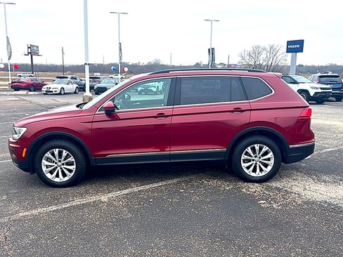 Used 2018 Volkswagen Tiguan SE image 3