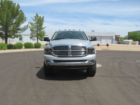 Used 2007 Dodge Ram 2500 Truck SLT w/ Light Group AWD/4WD image 11