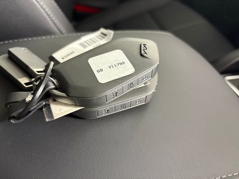 New 2025 Kia Telluride EX image 46