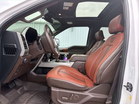 Used 2020 Ford F150 King Ranch w/ Equipment Group 601A Luxury AWD/4WD image 17