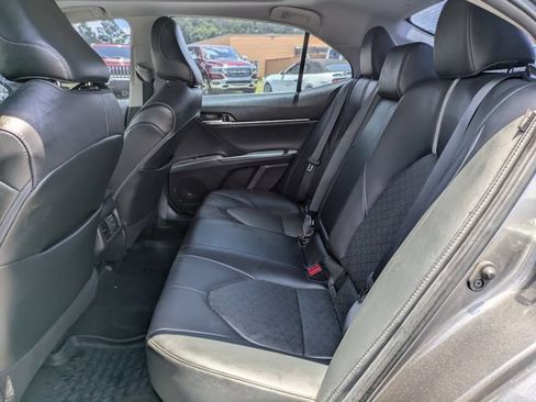 Used 2021 Toyota Camry XSE FWD image 14