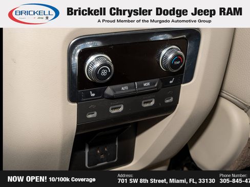 Used 2021 GMC Yukon Denali w/ Denali Premium Package image 21