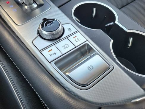 Certified 2026 Genesis G70 2.5T Prestige RWD image 35