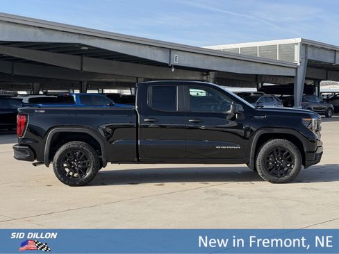 New 2026 GMC Sierra 1500 Pro w/ Graphite Edition AWD/4WD image 4