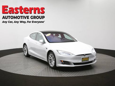 Used 2018 Tesla Model S 75D AWD/4WD image 34