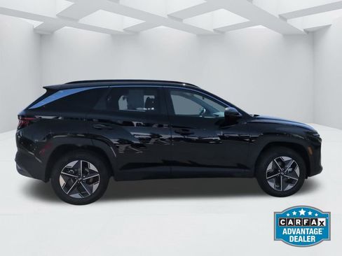 Certified 2025 Hyundai Tucson SEL AWD/4WD image 4