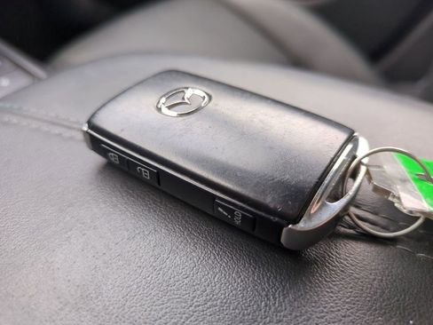 Used 2021 MAZDA CX-30 FWD 2.5 S w/ Select Package image 27