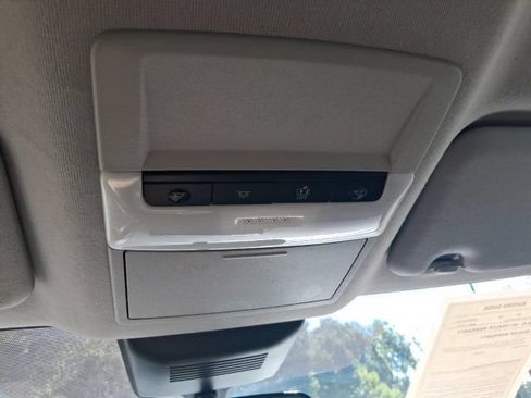 Used 2022 Nissan Sentra SV FWD image 23